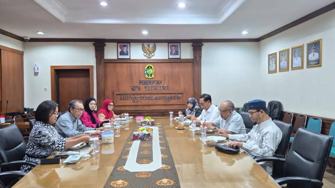 Rapat Istimewa Halal Club Yogyakarta di Balai Kota Yogyakarta