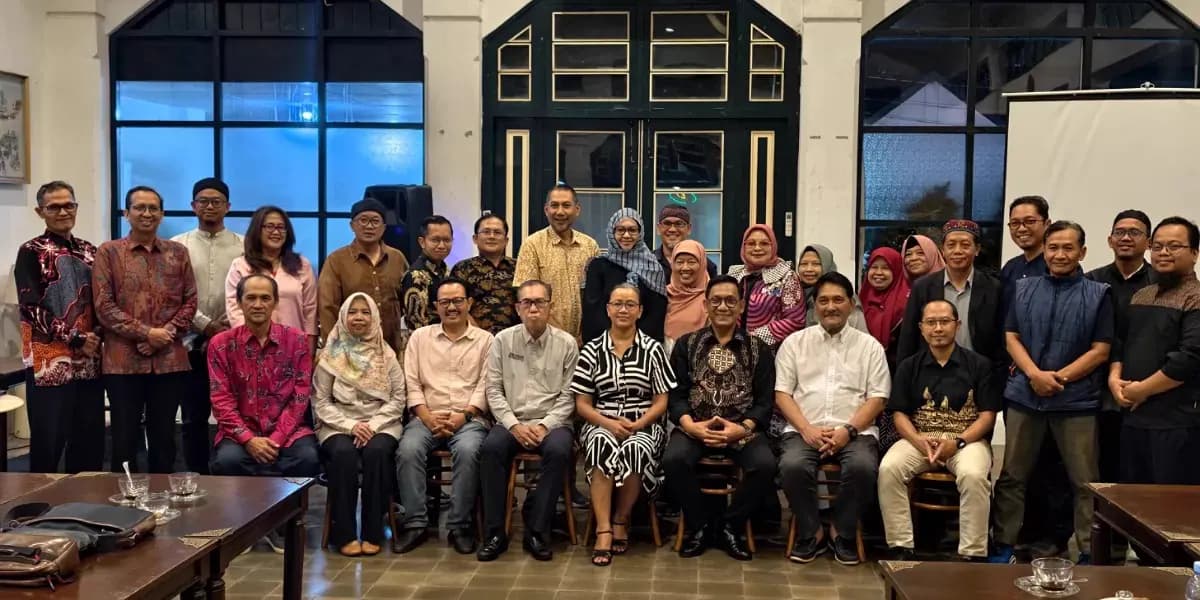 Penandatanganan kerja sama MES DIY dan KADIN DIY